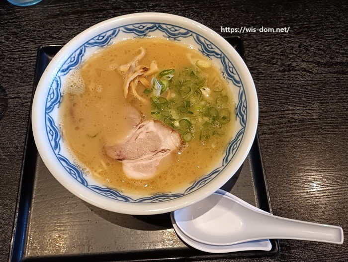 赤のれん　ラーメン　丸ビル　ランチ